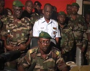 The CSRD leaders (standing, l-r),:Cmdt. Salou Djibo,  Gen. Abdou Kaza, Cols. 